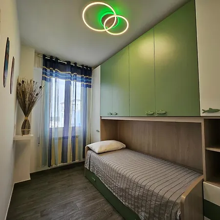 Attico Nettuno Лидо-ди-Помпоза