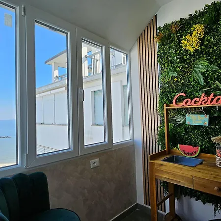 Attico Nettuno Lägenhet